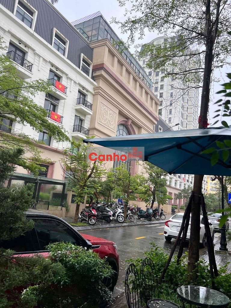 CĂN HỘ CAO CẤP MANOR, TP HUẾ 64m2 2,3 tỷ Có 3 phòng ngủ