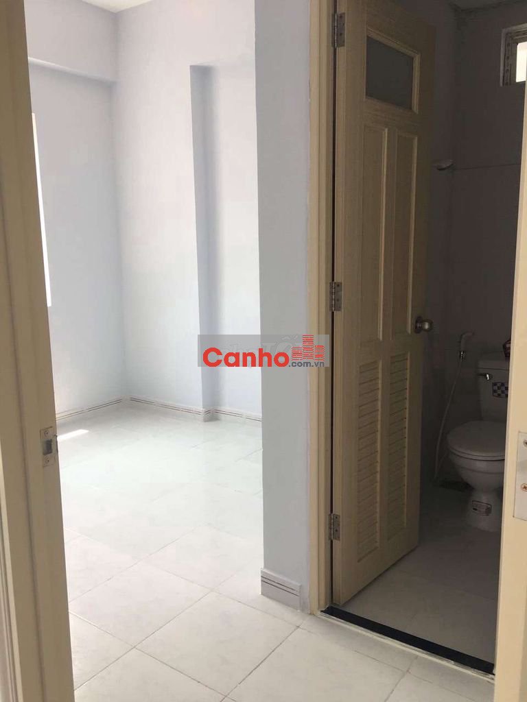 Bán nhanh căn hộ 2PN 54m2 giá 1ty Ngay chợ Bình Điền Q8. Đi Q1 20p