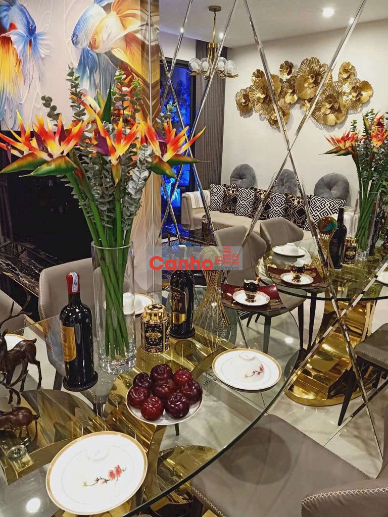 BÁN CHUNG CƯ ĐẸP FULL NỘI THẤT MẠ VÀNG VỚI ĐÁ CẨM THẠCH