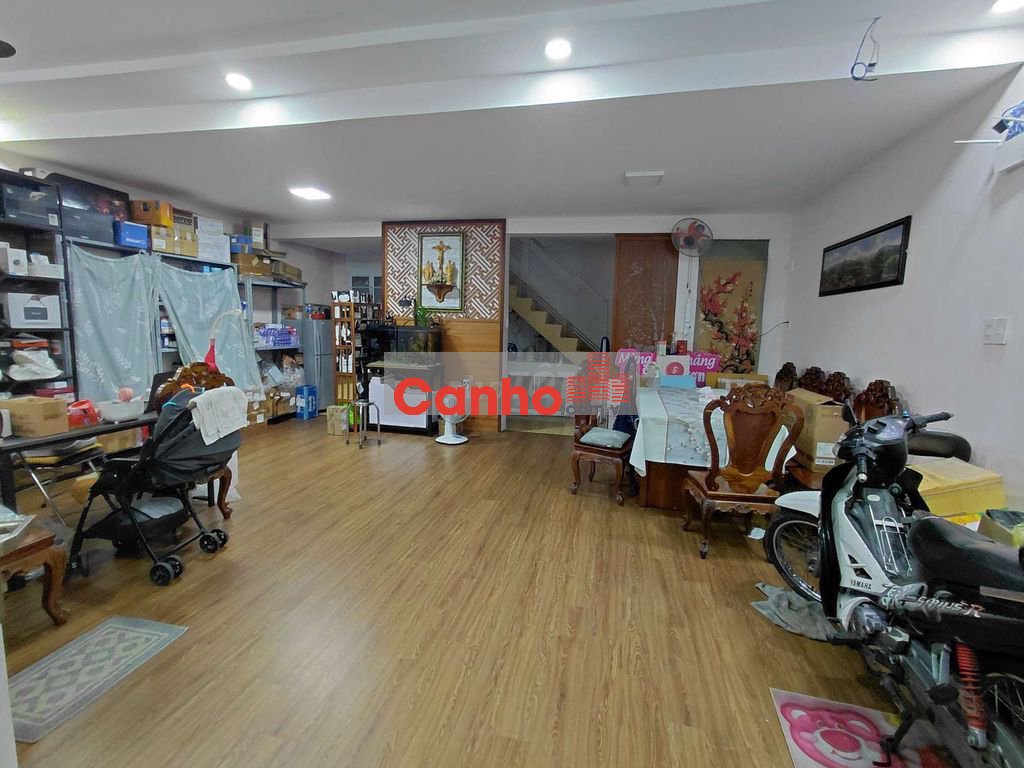 CẦN BÁN GẤP  TẦNG TRỆT CHUNG CƯ TÂY THẠNH 86M ,3PN ,2VC SẴN NỘI THẤT