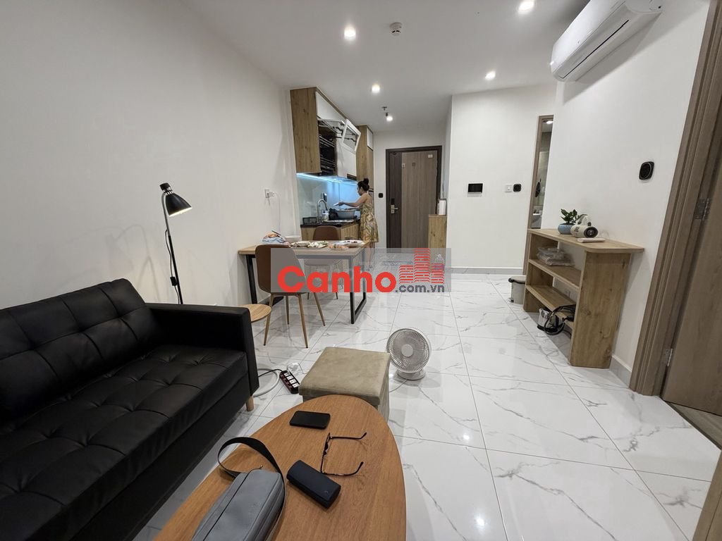 Bán căn hộ full Nội thất cao cấp như hình, 2 phòng ngủ, Lầu 33