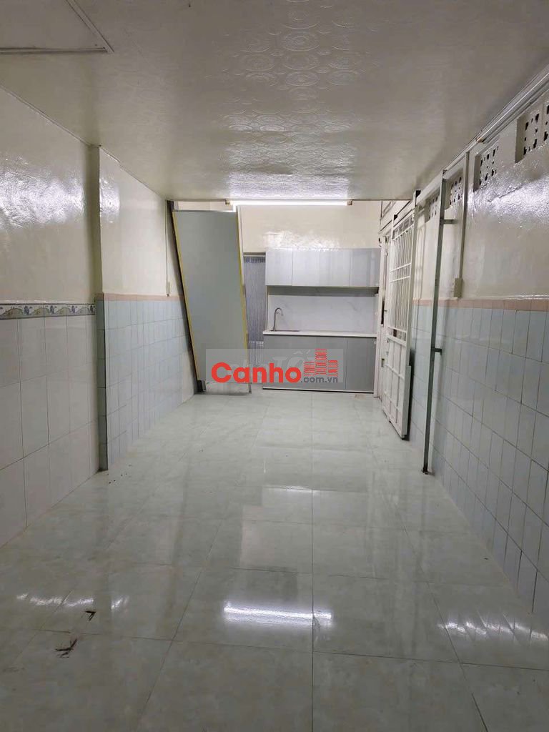 Chung Cư Q5 Tầng Trệt Sát Mặt Tiền Nguyễn Trãi. Giá 1 tỷ 680