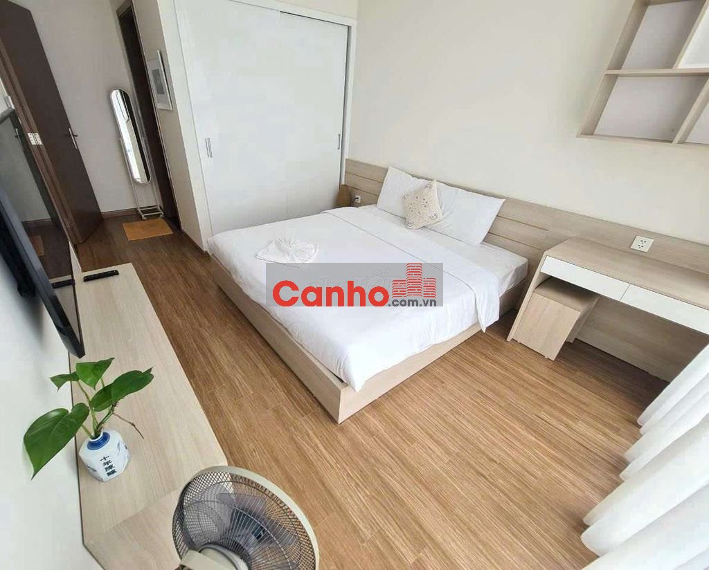 GIA ĐÌNH CÀN BÁN CCCC  VINHOME SKYLAKE.
CẦU GIẤY, GẦN KENGNAM.