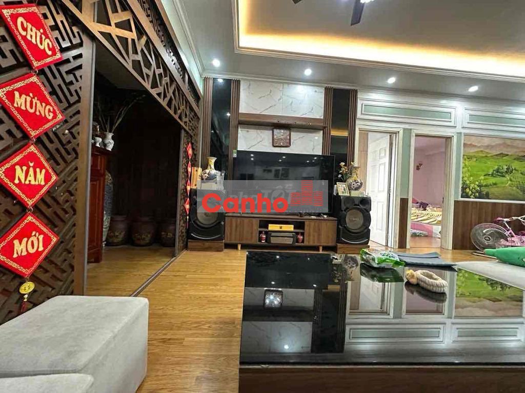 🌟 Bán căn hộ cao cấp 151 Nguyễn Đức Cảnh – 130m² ,full nội thất gỗ sin