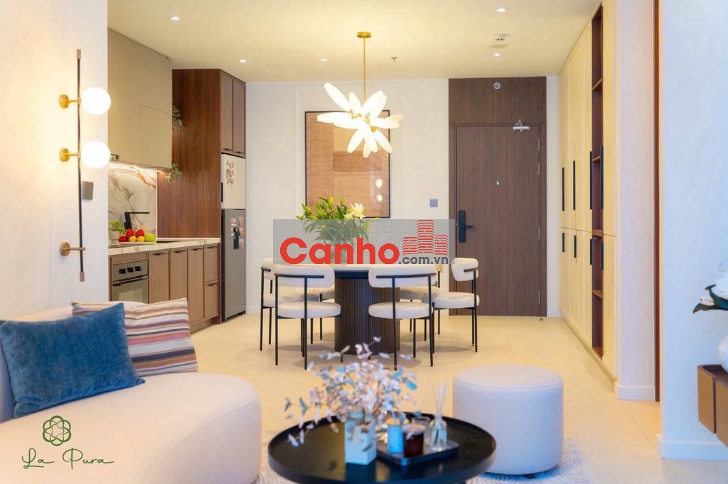 Bán Căn Hộ Mặt tiền Quốc Lộ 13 Bàn Giao Full Nội Thất giá 2,3 tỷ/50m2