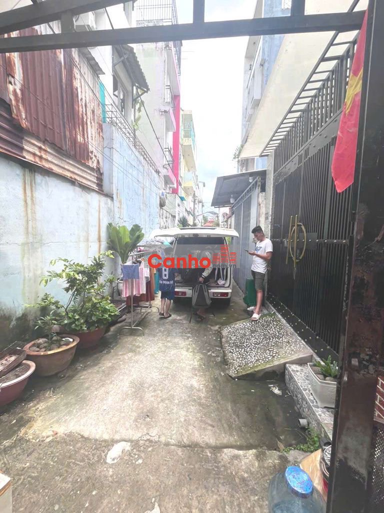 Bán Căn hộ mini có Gác Lửng  17P Ngay CầuThamLương, GaMetroQ12