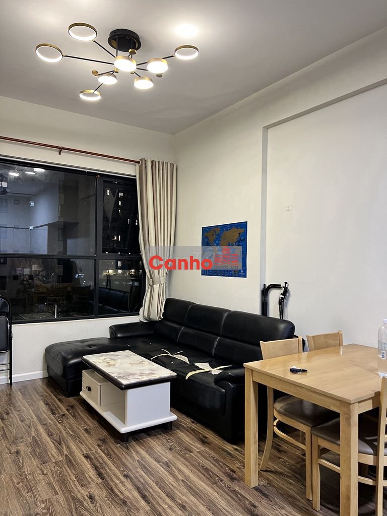 Bán căn 2PN 1WC, hướng Đông - view hồ bơi | Tặng nội thất dính tường