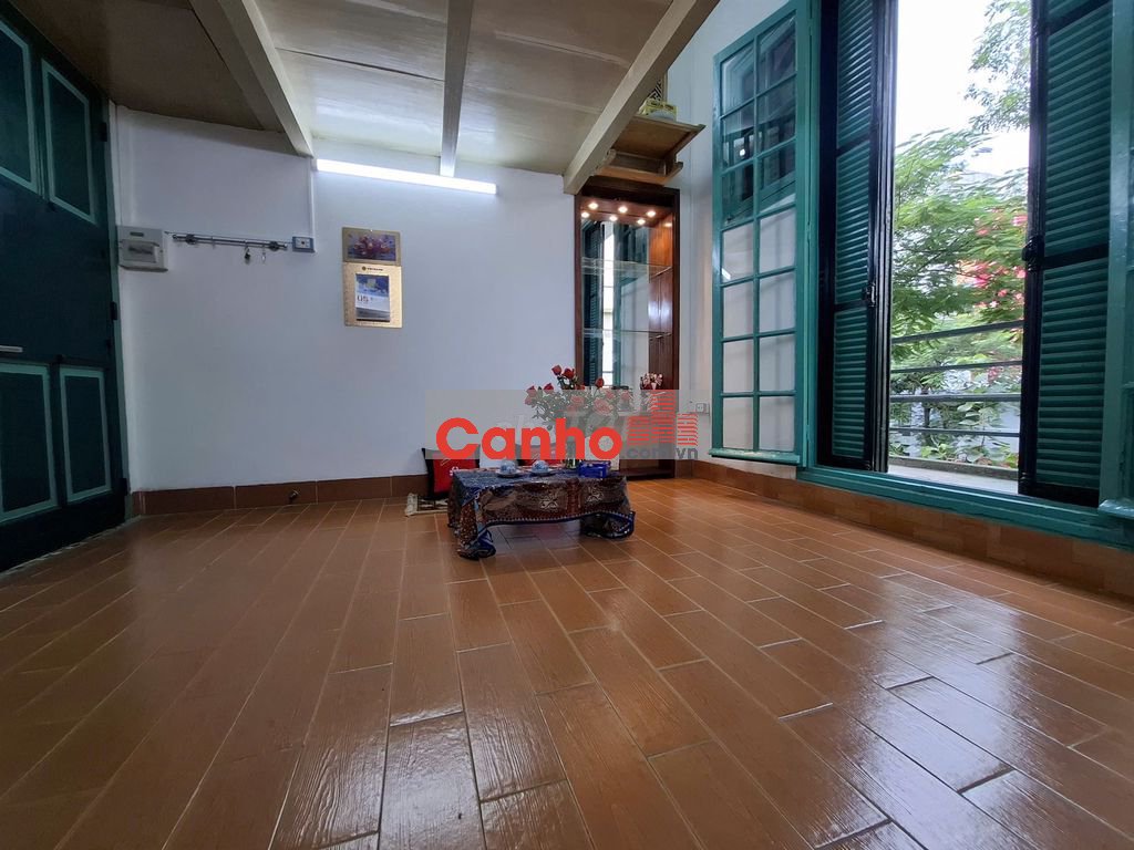 Chính chủ bán căn hộ trong biệt thự Pháp cổ 83 Nguyễn Thái Học, BaĐình