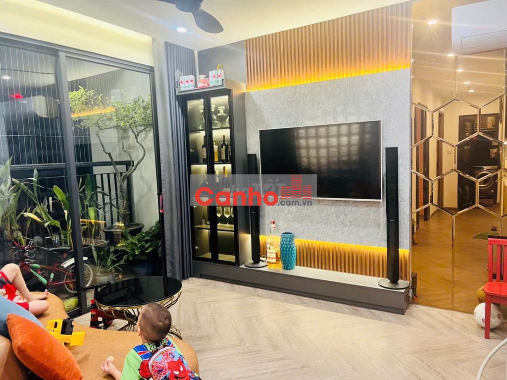 Chính chủ bán 2pn + 69m2 Origami tòa S6.05, full nội thất chỉ 3ty85