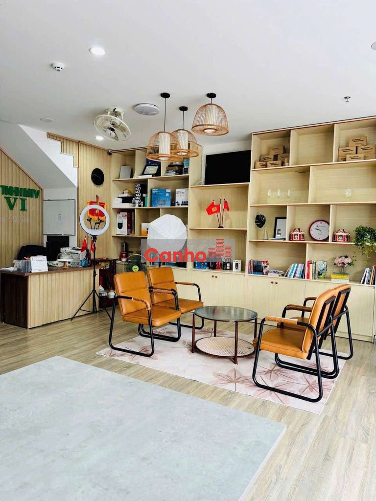 Bán Shophouse chính chủ 150m2 giá đầu tư vị trí đẹp nhất khu