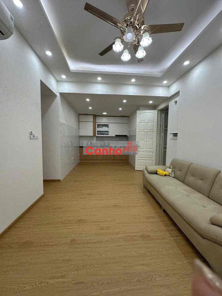 Bán chcc no3 tầng thấp 76m2 2pn,2wc. Giá 6,7 tỷ