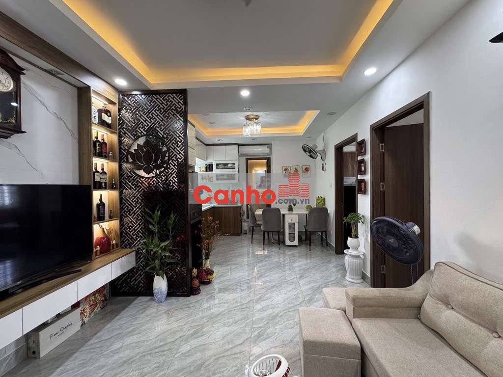 Chung cư TH - Nhân Chính - Siêu thoáng, đẹp - 2 ngủ, 2wc - View hồ