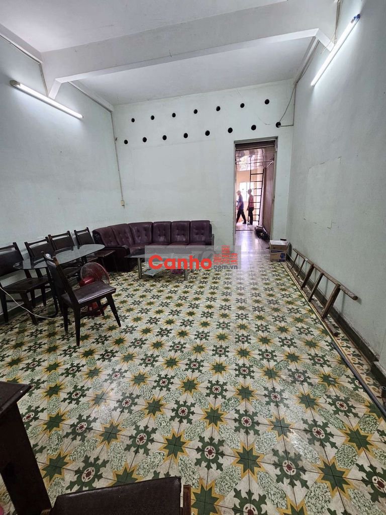 CĂN HỘ 100M2-MẶT TIỀN TRẦN HƯNG ĐẠO Q5(NGÔ QUYỀN)