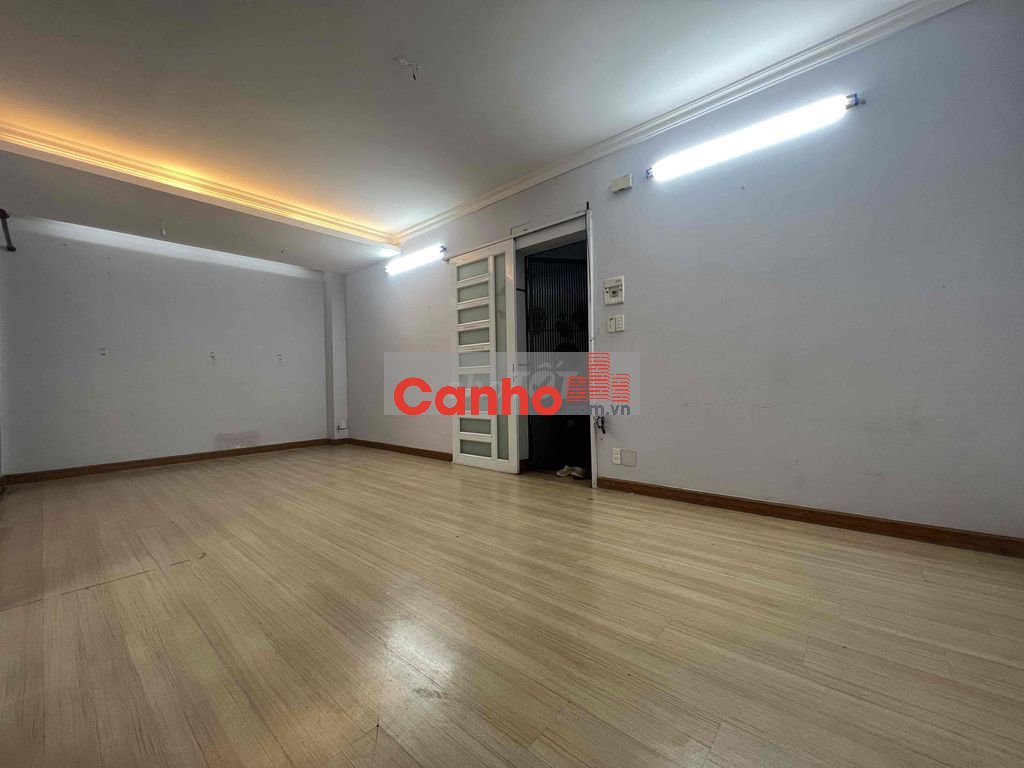 Hàng hiếm Bán căn hộ nhiêu tứ 69m 2pn 2wc bancon giá 3ty990