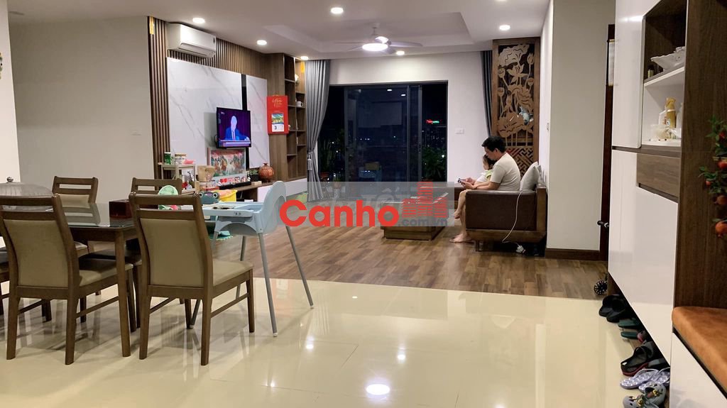 Bán chung cư 89 Phùng Hưng 75m2, 2 ngủ,  2 vs chỉ 3.3 tỷ