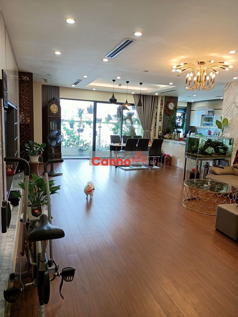 Tôi cần bán chung cư KĐT Văn Khê căn góc 120m2, 3 ngủ, 2 vs chỉ 5.X tỷ