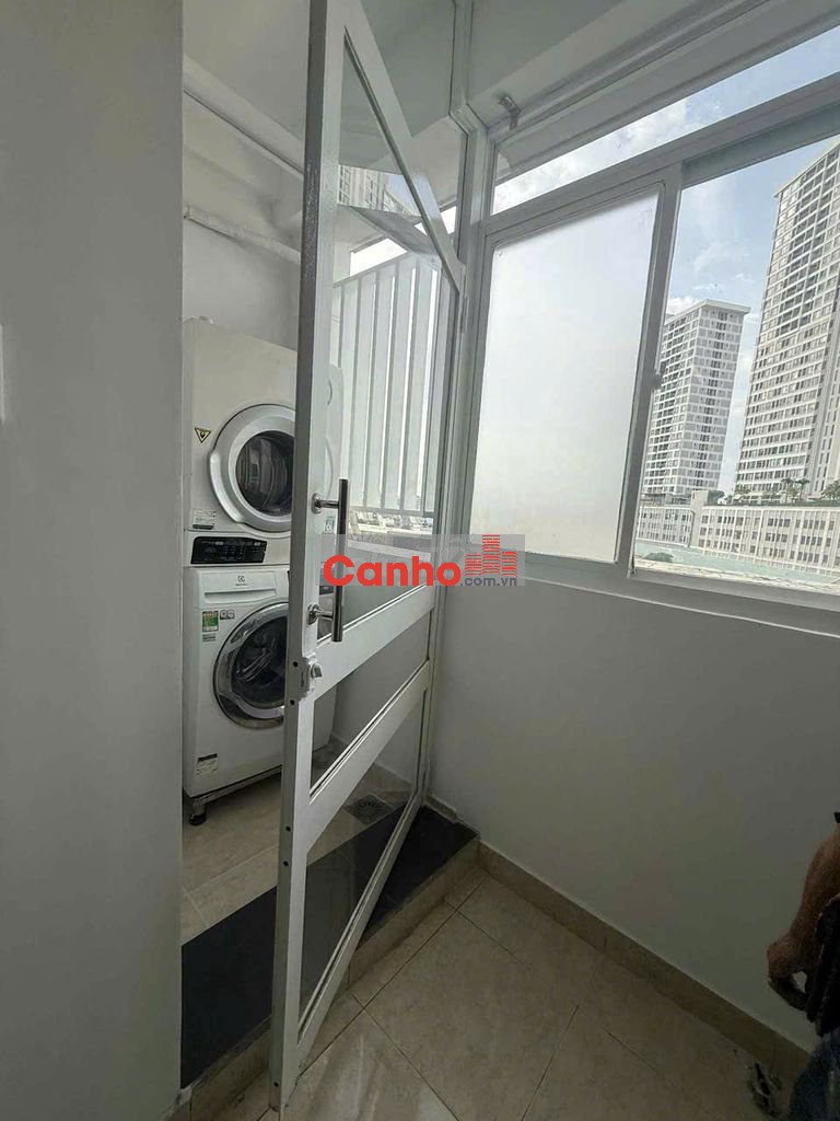 Bán Studio chung cư H3 đường Hoàng Diệu Quận 4, giá: 2.8 tỷ, sổ hồng