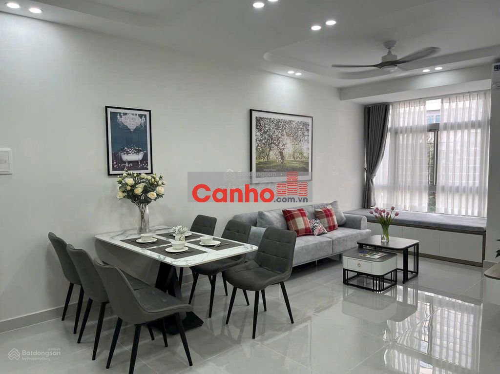 Cần bán nhanh căn hộ Sky Garden, nhà đẹp, mới 100%, giá rẻ