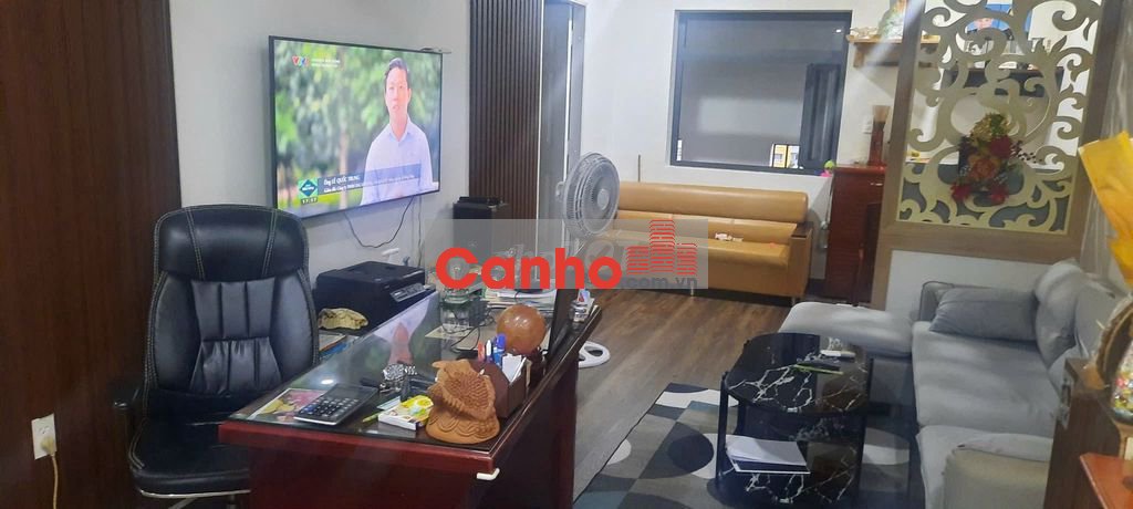 Cần bán căn hộ Penhouse Mỹ Thuận, 3PN, nhà đẹp, giao nhà ngay