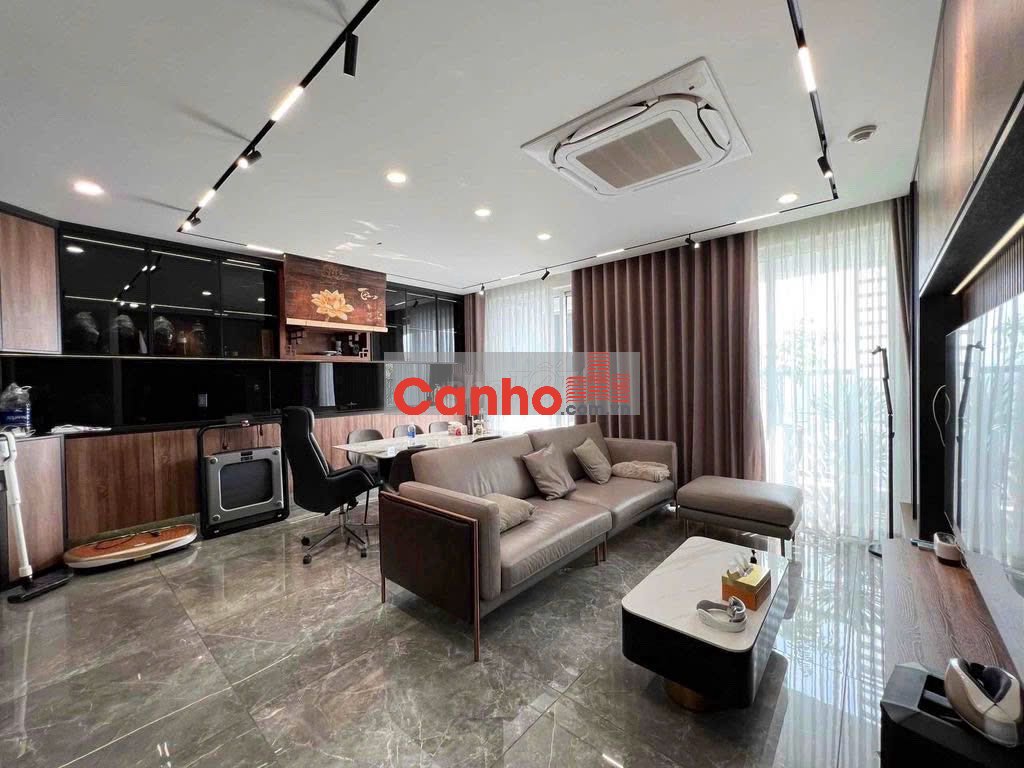 Bán căn 2PN 83m2 Nội thất cao cấp tại Orchard Parkview, hướng Đông Nam