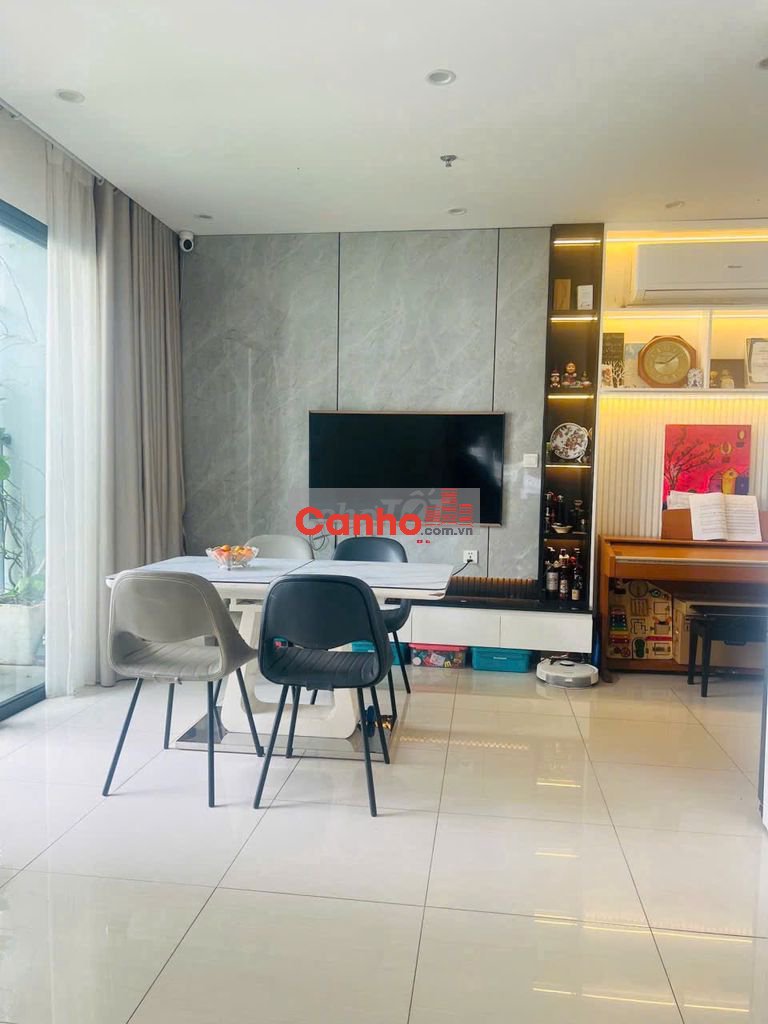 Bán căn hộ đẹp Vinhomes Smart City:66m2, 2 ngủ, full nội thất, 5,95 tỷ