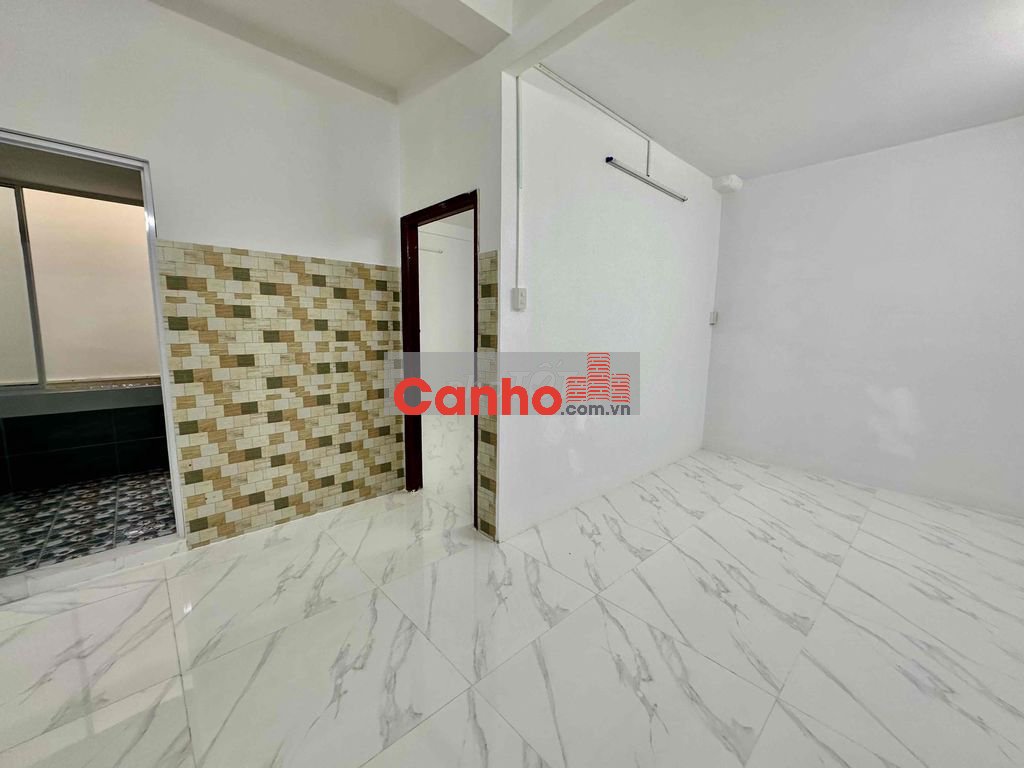 Căn hộ chung cư Hưng Phú 1 Cần Thơ, 2 phòng ngủ, Đông Bắc, bãi oto