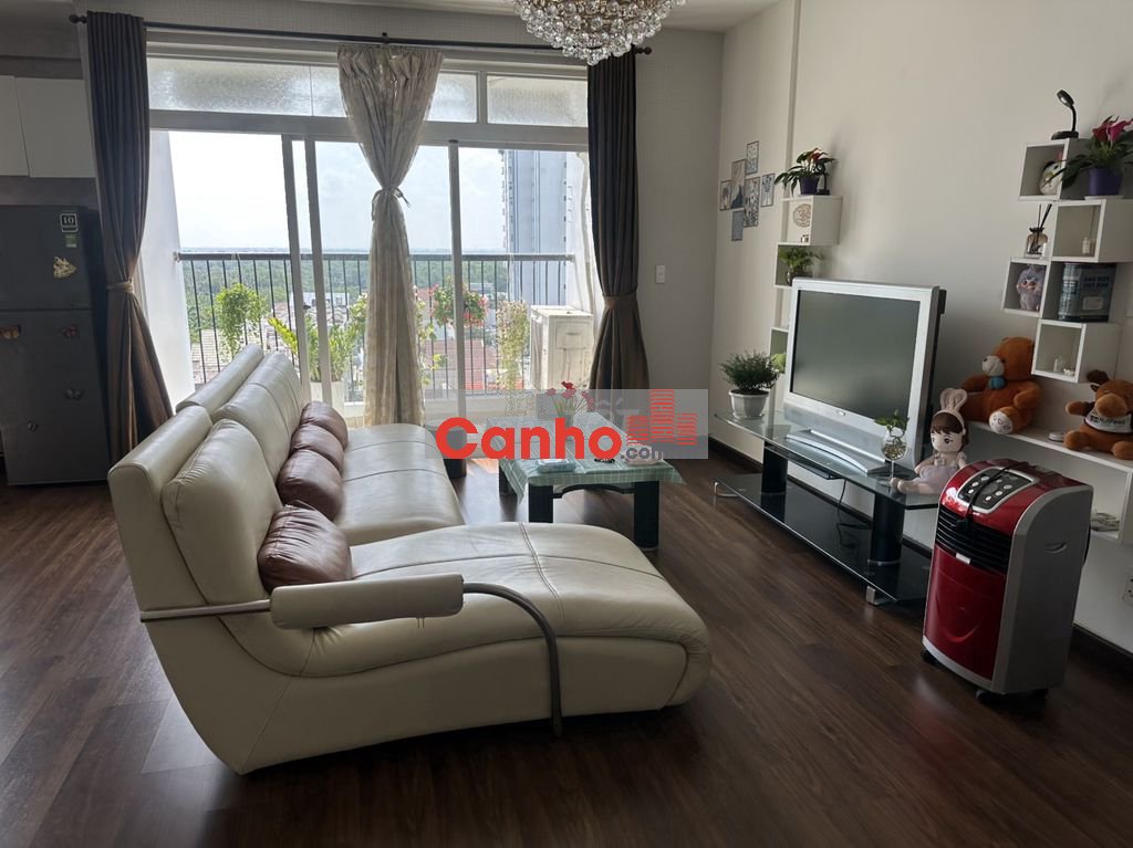 Căn Hộ Ngọc Lan- Phú Thuận Q7- 132m2 - 3PN - 2WC. Căn Góc Rất Mát.