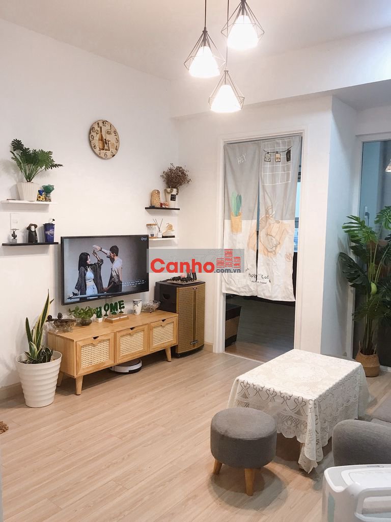 Cần bán căn hộ  2 phòng ngủ dt50m2 giá 2.4 tỷ