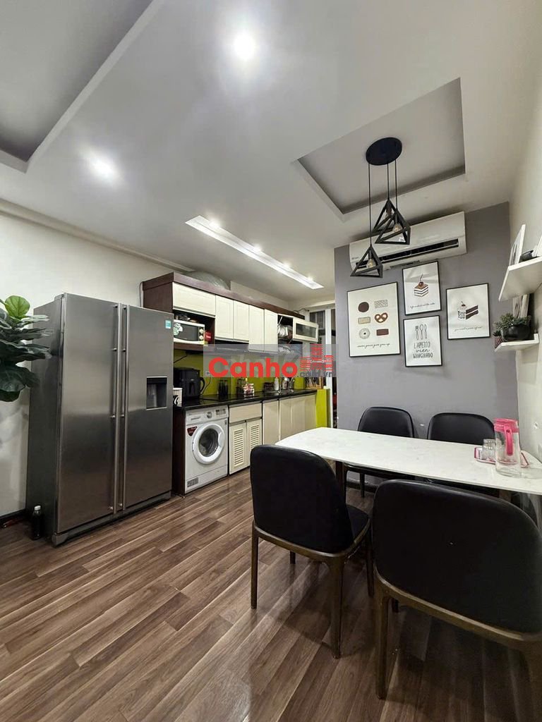 Bán nhanh căn S=75m 2PN2WC tòa CT5, Sổ hồng riêng, full nội thất đẹp