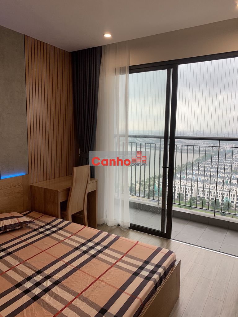 Ban công Đông Nam - Chính chủ bán Nhanh S1.012606 Vinhomes Ocean Park