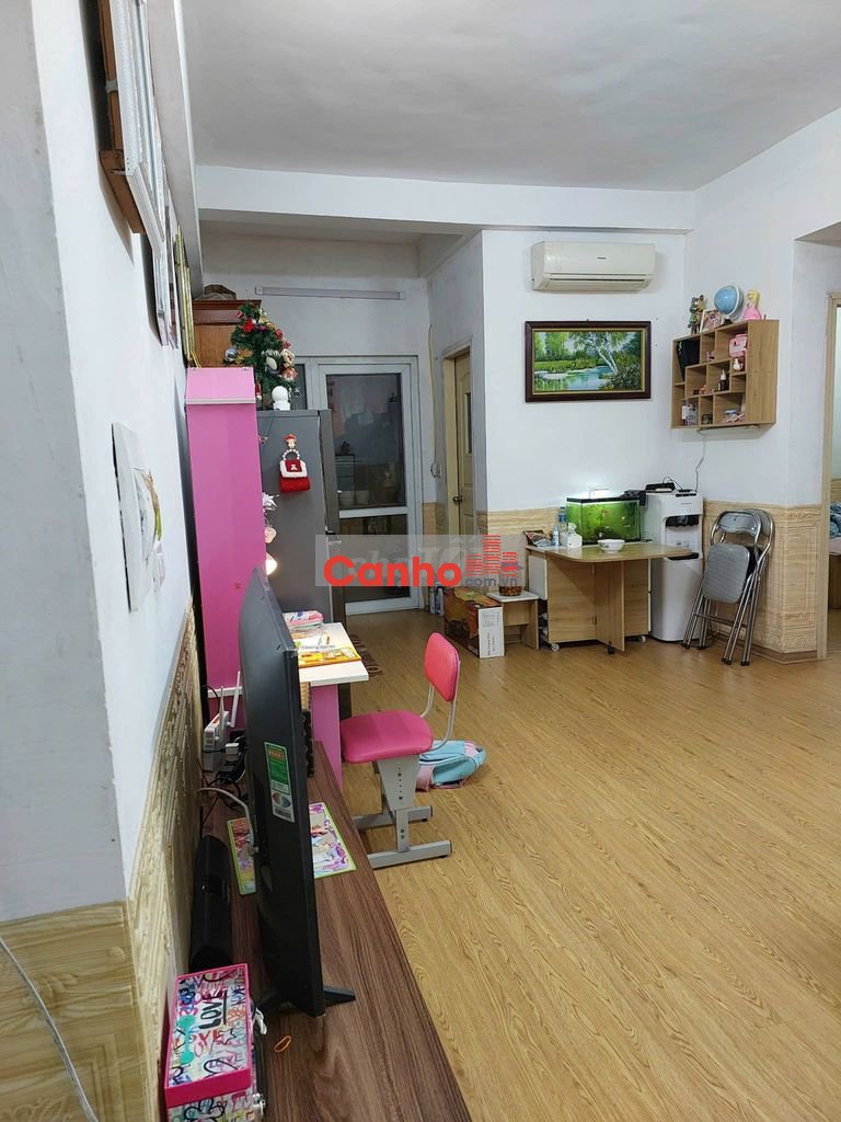 Bán nhanh căn hộ đầu hồi 63m tòa CT4 Xa La tk 2pn,2vs,hướng mát,Sổ đỏ