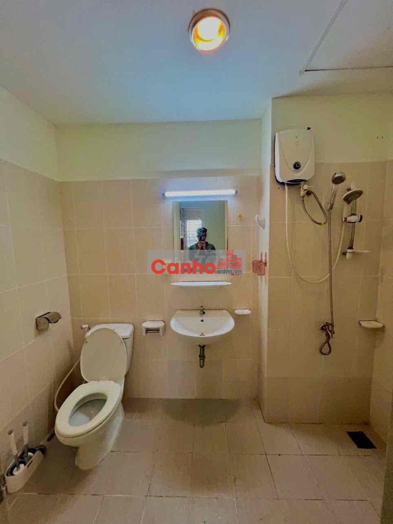 Chính chủ bán lotus garden 50m2 1pn 1wc giá 2ty7