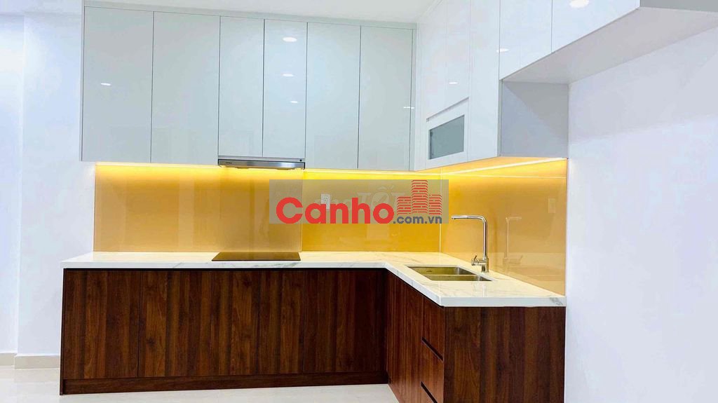 Phú đông sky garden nhận nhà rồi Bán Gấp Căn 2PN góc View Hồ Bơi