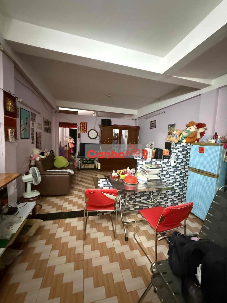 Chính chủ bán chung cư quận 6 có sổ hồng riêng