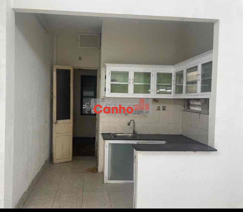 bán căn hộ 216 thang bộ lầu 2 trung cư CMT8 P12 Tân bình khu k300