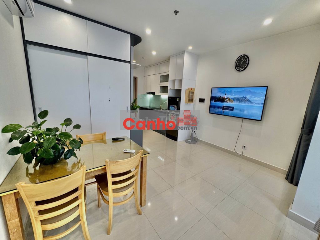 Bán gấp Studio S303 Vinhomes Smart City – full nội thất, gần công viên
