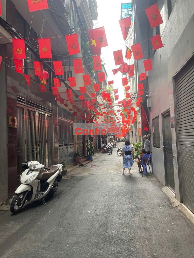 Bán CHDV Nguyễn Khánh Toàn -130m, Mt 7,2m -Thuê 160 triệu/ th -25,9 Tỷ