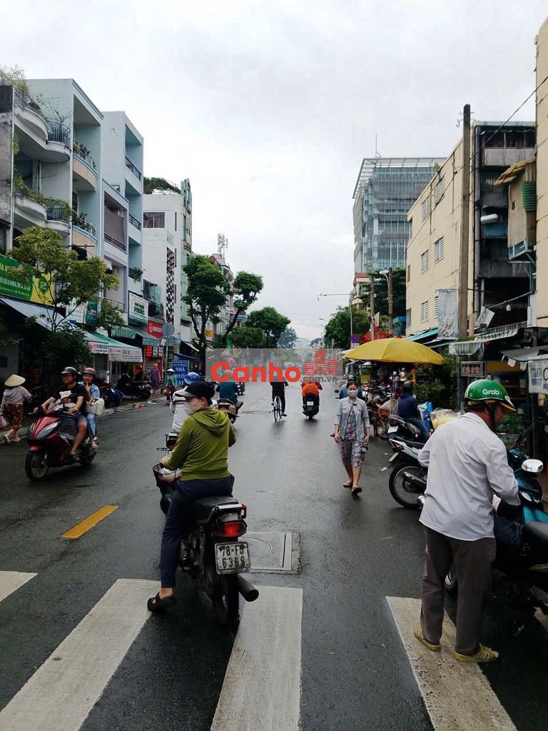 Căn hộ 35m2 nằm trên đường Trần Nhân Tôn