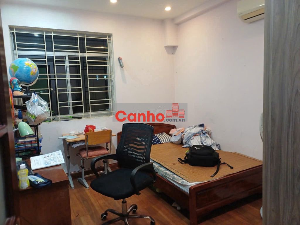 Bán chung cư bán đảo Linh Đàm 3 phòng ngủ 76m2 5,65 tỷ