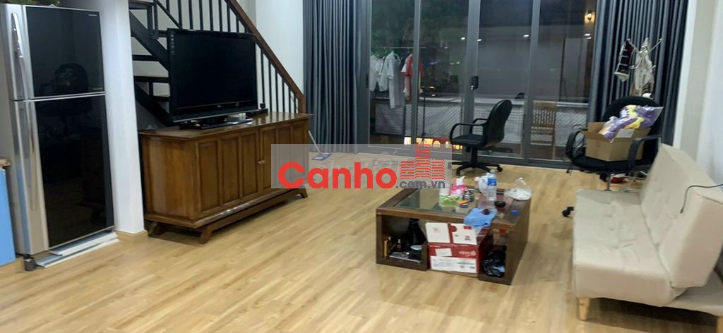 Căn Hộ Lầu 1 Mặt tiền Lý Tự Trọng, Q1, 5x9m +gác, gần phố đi bộ