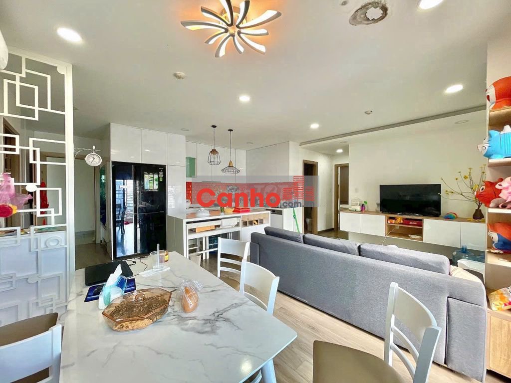 Chuyên bán căn hộ chung cư Riva Park. Số 504 Nguyễn Tất Thành