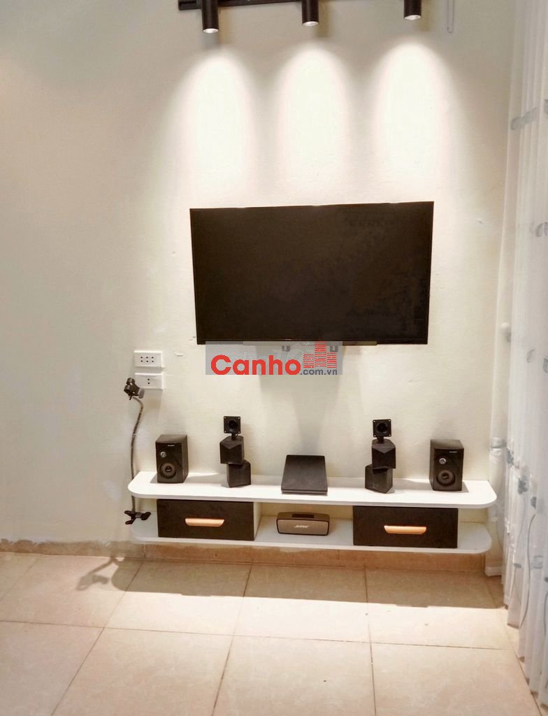 Chính chủ bán gấp nhà tập thể Quỳnh Mai 56m² – 3PN – ô tô đỗ cửa