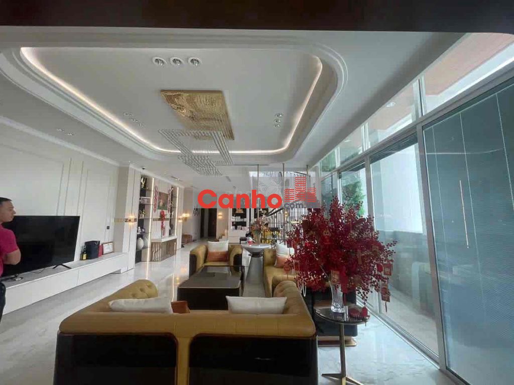 BÁN PENTHOUSE VIP 700m2 3 TẦNG KĐT SUNRISE CITY SOUTH,Q.7 - SÂN VƯỜN.