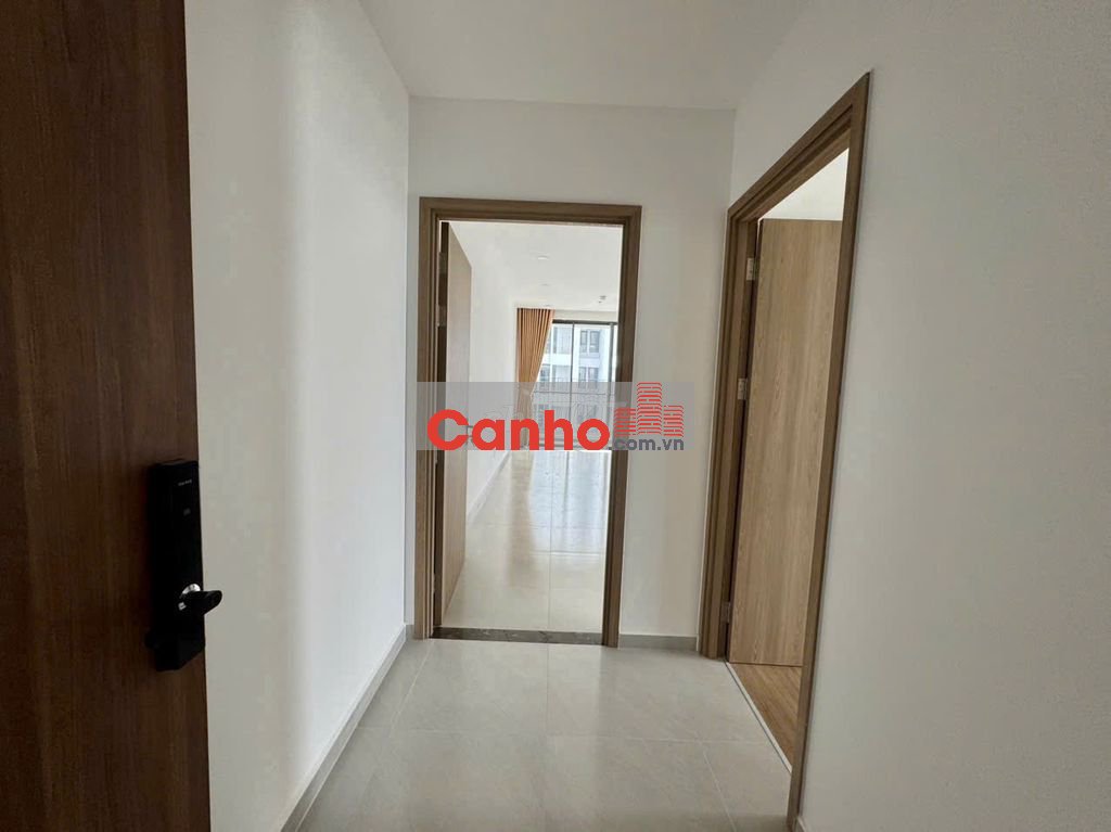 Bán căn hộ MT Eastmark City 95m2 3PN + 3WC, sổ hồng sẵn, mới 100%.