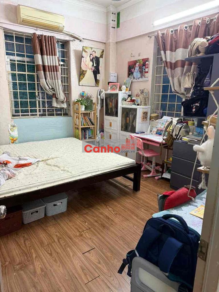 Lô góc chung cư Đồng Tầu nhà đẹp 2 thoáng 2PN sổ CC 60m T7 giá 4 tỷ c