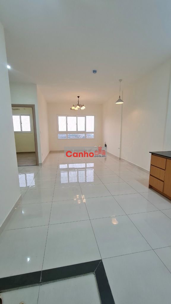 Bán căn hộ Green Town Bình Tân 63m2/ 2PN, tặng NT, giá 2.4 tỷ