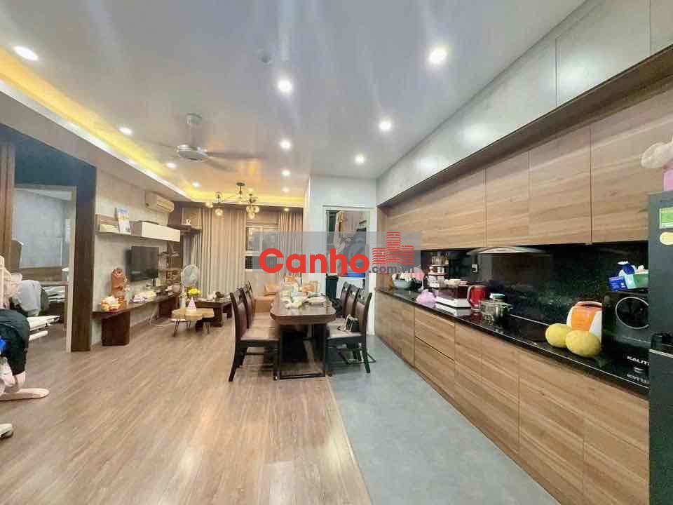 bán căn hộ 3pn 2wwc tại Thanh Hà tầng 17 view thoáng