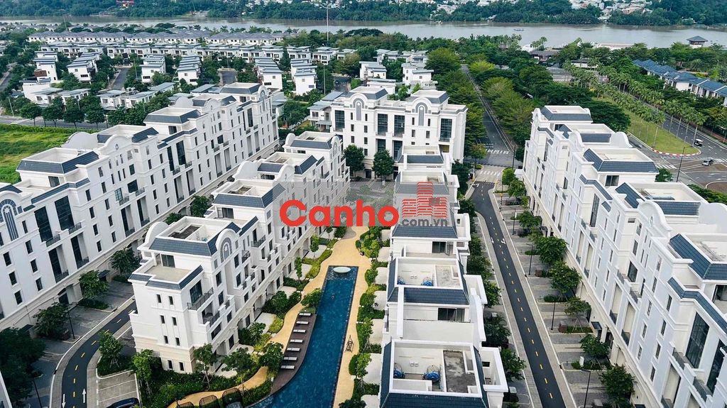 Bán căn hộ tháp 1 Swanbay 48m2 view hồ bơi và bến du thuyền