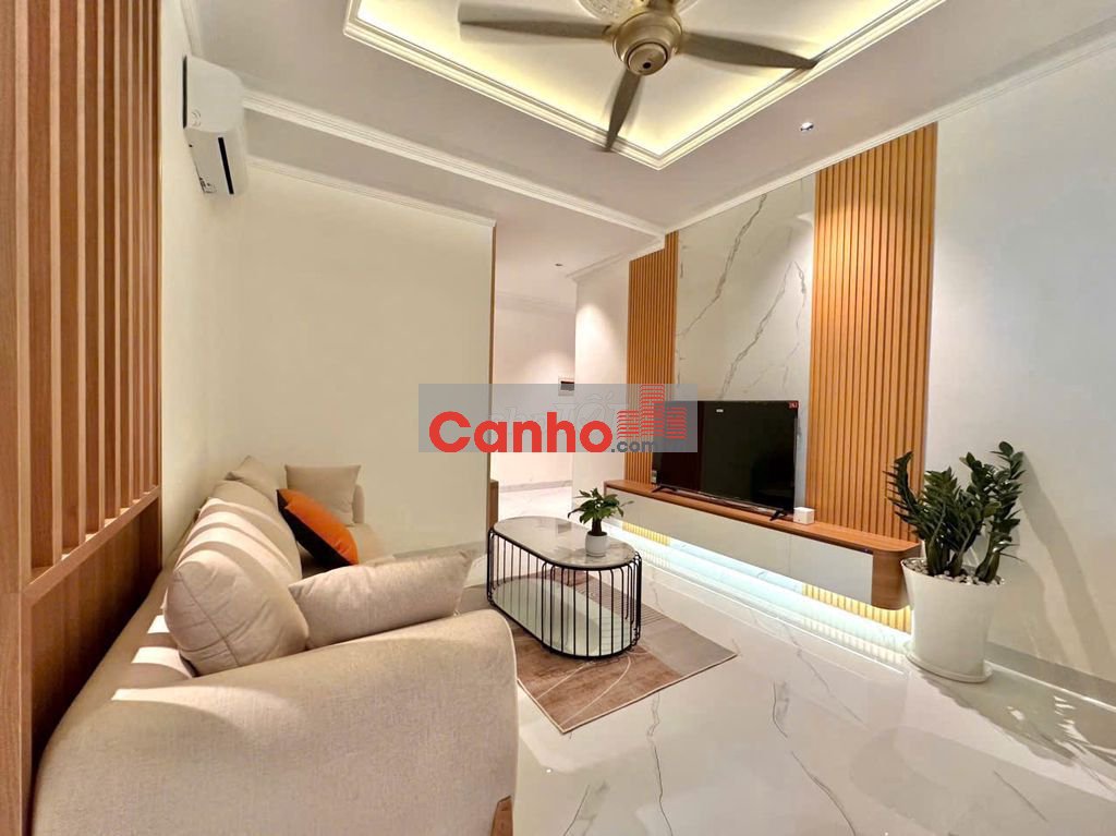 Cần bán nhanh căn hộ Sky Garden - PMH-Q7, đẹp, mới 100%