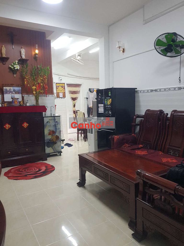 Chủ gửi bán chung cư An Sương lầu 1 dt 70m2, có 2pn,2wc